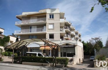 Appartement 2 pièces de 36 m² à Gréoux-les-Bains (04800)