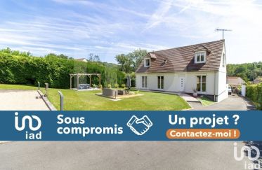 Maison 6 pièces de 138 m² à Chevincourt (60150)