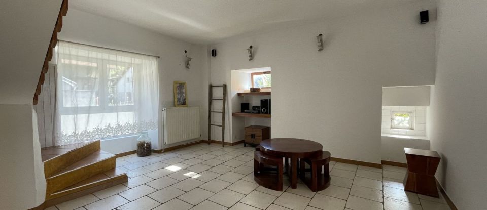 House 6 rooms of 133 m² in Apprieu (38140)