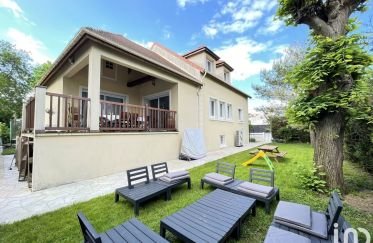 House 7 rooms of 220 m² in Athis-Mons (91200)
