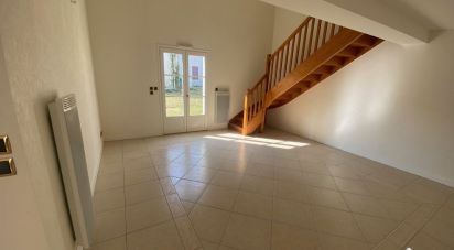 House 4 rooms of 94 m² in Courçon (17170)