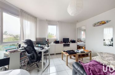 Appartement 2 pièces de 40 m² à Le Blanc-Mesnil (93150)