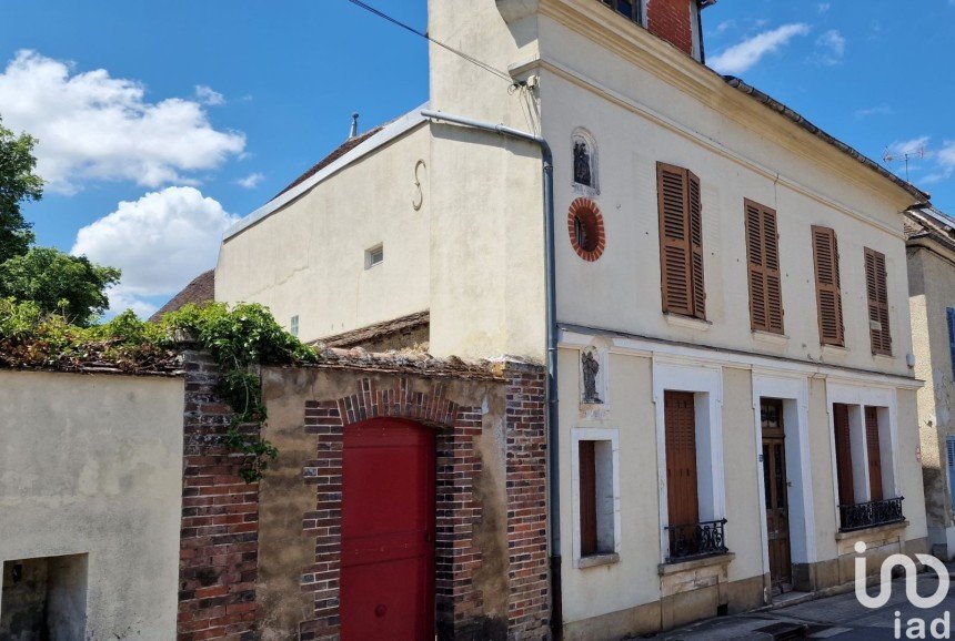 Building in Saint-Julien-du-Sault (89330) of 130 m²