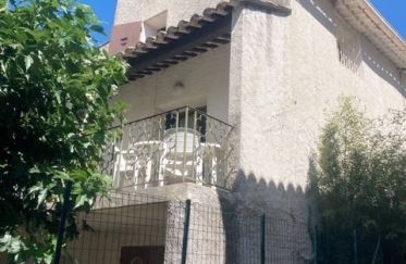 Maison 6 pièces de 140 m² à Saint-Marcel-d'Ardèche (07700)