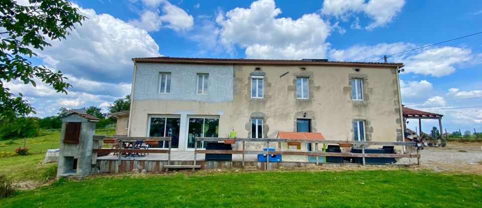 House 6 rooms of 242 m² in Andiran (47170)