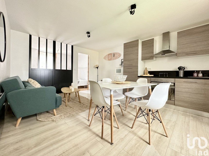 Apartment 2 rooms of 33 m² in Rezé (44400)