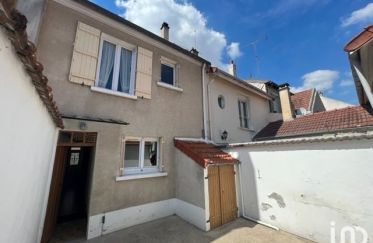 House 4 rooms of 100 m² in Lizy-sur-Ourcq (77440)