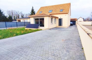 House 7 rooms of 165 m² in Porcheville (78440)