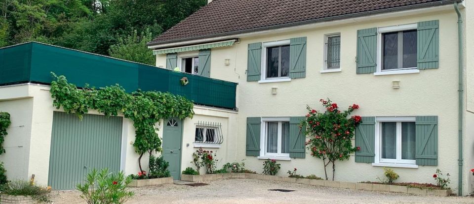 House 7 rooms of 128 m² in Véron (89510)
