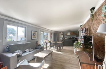 Appartement 4 pièces de 85 m² à Toulon (83000)