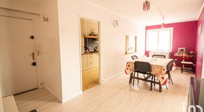 Appartement 4 pièces de 81 m² à Beynes (78650)