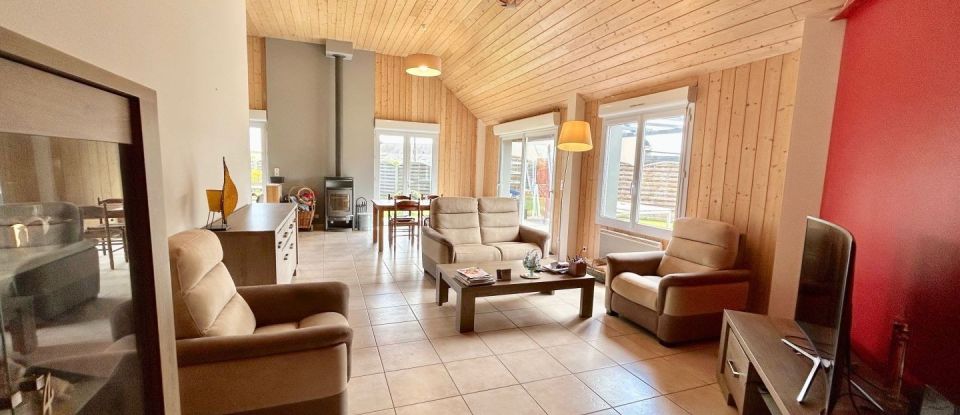 House 5 rooms of 137 m² in Allonnes (49650)