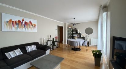 Appartement 4 pièces de 80 m² à Élancourt (78990)