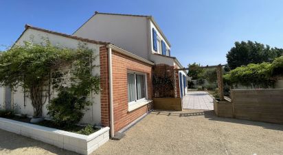 House 8 rooms of 138 m² in La Tranche-sur-Mer (85360)