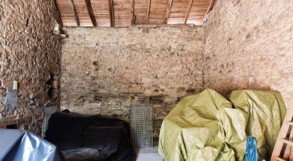 Barn conversion 2 rooms of 170 m² in Rochechouart (87600)