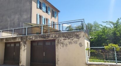 Maison 12 pièces de 236 m² à Sainte-Jalle (26110)