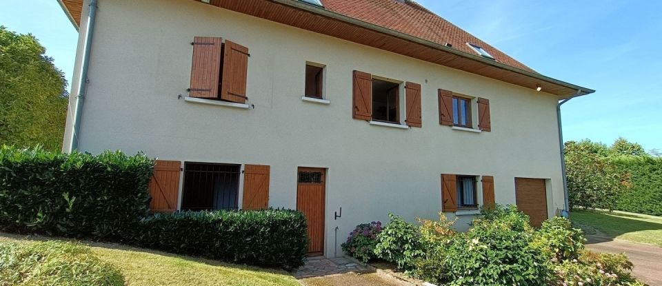 House 6 rooms of 210 m² in Varennes-sur-Allier (03150)