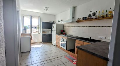Appartement 3 pièces de 75 m² à Charmes-sur-Rhône (07800)