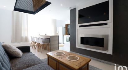 Appartement 3 pièces de 49 m² à Saint-Raphaël (83700)