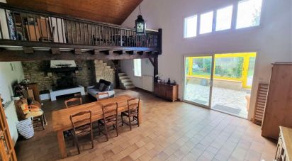 House 10 rooms of 204 m² in Thénezay (79390)