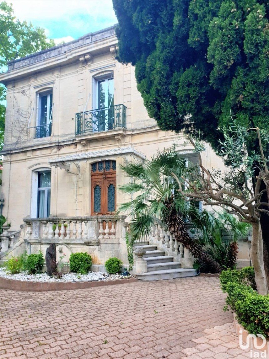 House 6 rooms of 257 m² in Nîmes (30000)