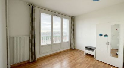 Appartement 4 pièces de 66 m² à Neuilly-sur-Marne (93330)