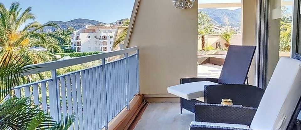 Apartment 4 rooms of 100 m² in Mandelieu-la-Napoule (06210)