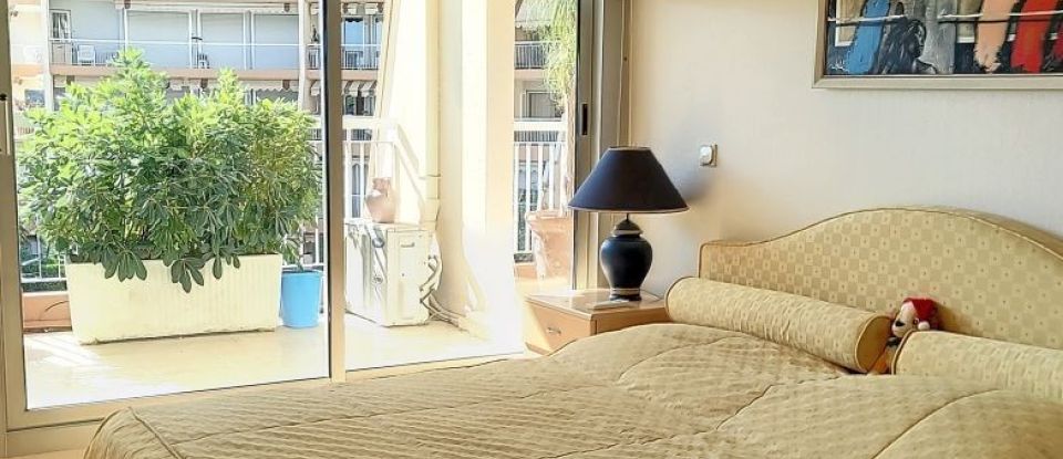 Apartment 4 rooms of 100 m² in Mandelieu-la-Napoule (06210)