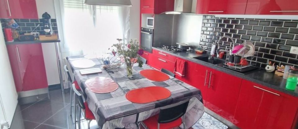 House 9 rooms of 200 m² in MALESHERBES (45330)