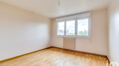 House 4 rooms of 102 m² in Faches-Thumesnil (59155)