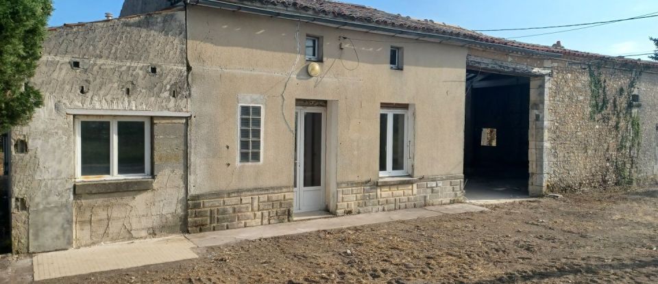 House 2 rooms of 66 m² in Mirambeau (17150)