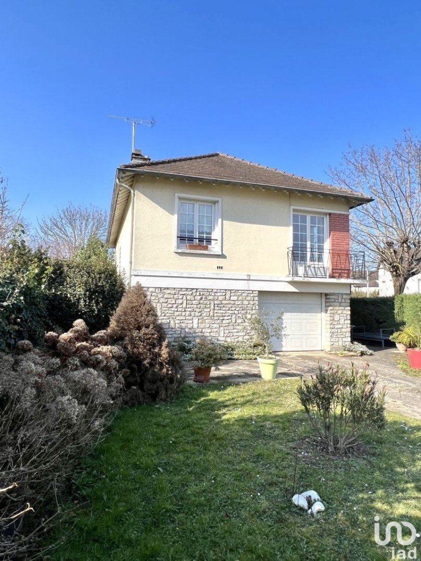 House 4 rooms of 80 m² in Eaubonne (95600)