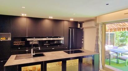 Appartement 3 pièces de 73 m² à LE GOLFE JUAN (06220)