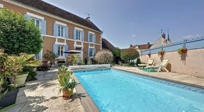 House 6 rooms of 146 m² in Perrigny (89000)