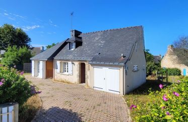 House 4 rooms of 70 m² in Sarzeau (56370)
