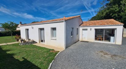 House 5 rooms of 125 m² in Montréverd (85260)