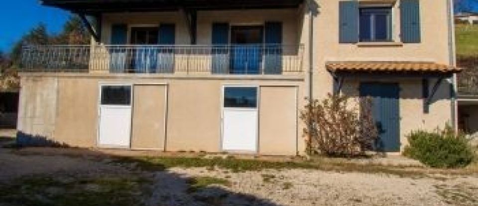 House 6 rooms of 150 m² in Saint-Victor (07410)