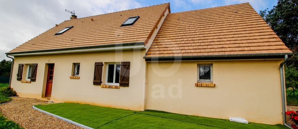 House 5 rooms of 112 m² in Ézy-sur-Eure (27530)