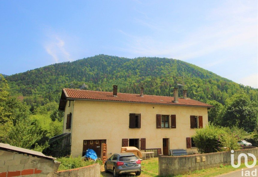 House 11 rooms of 300 m² in Fougax-et-Barrineuf (09300)
