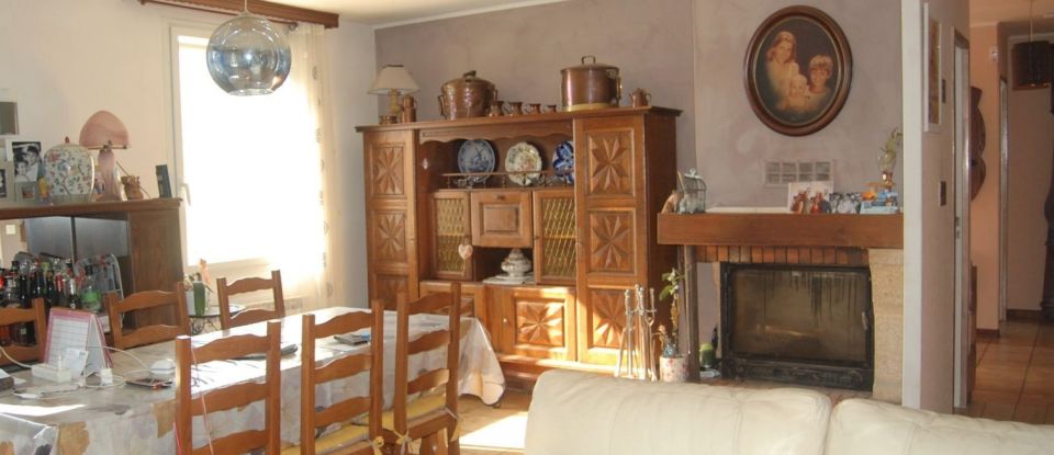 House 6 rooms of 190 m² in Millau (12100)