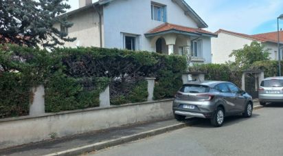 House 6 rooms of 117 m² in Savigneux (42600)