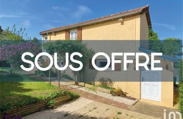 House 4 rooms of 50 m² in SAINT-MARTIN-EN-CAMPAGNE (76370)