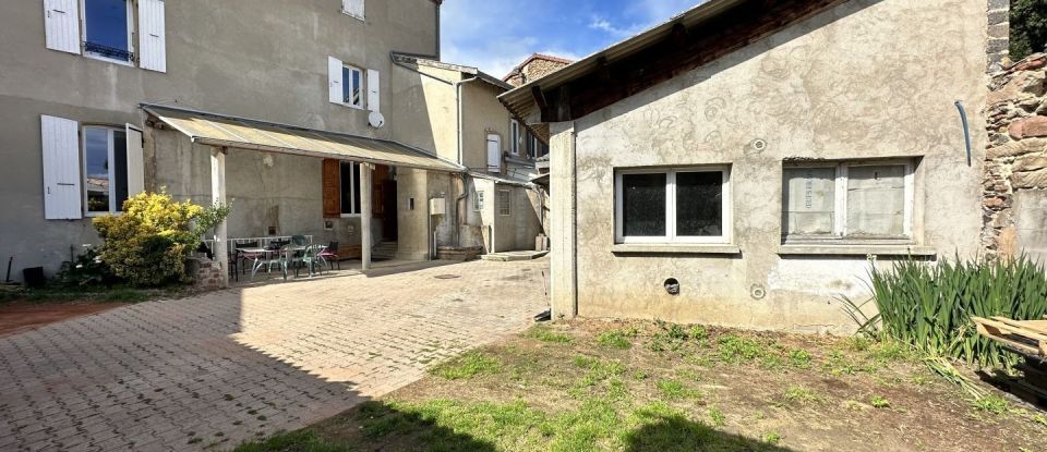 Maison 4 pièces de 130 m² à Saint-Uze (26240)