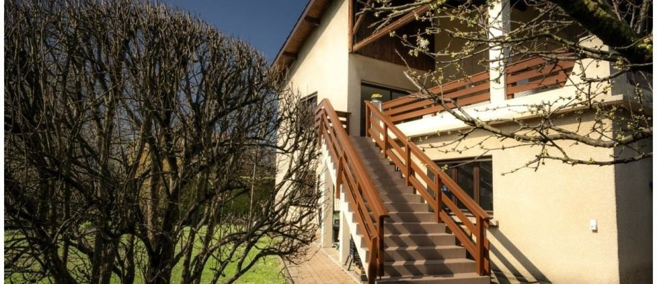 House 13 rooms of 323 m² in Saint-Martin-d'Hères (38400)