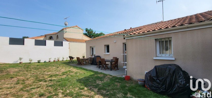 House 3 rooms of 65 m² in La Tessoualle (49280)