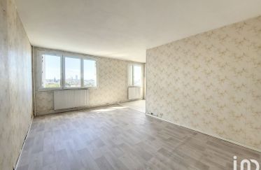 Apartment 4 rooms of 81 m² in Saint-Denis (93200)