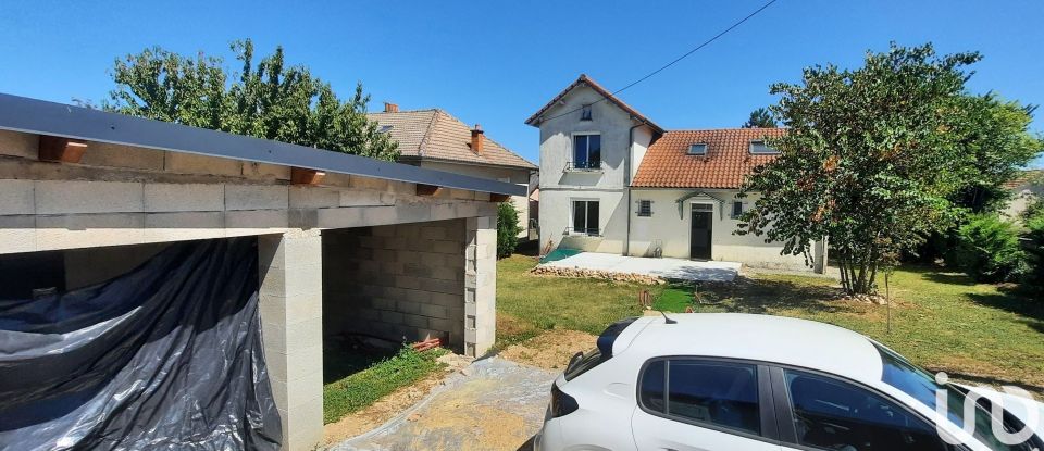 House 5 rooms of 140 m² in Montbazens (12220)