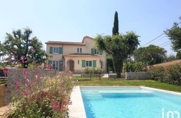 House 6 rooms of 140 m² in Anduze (30140)