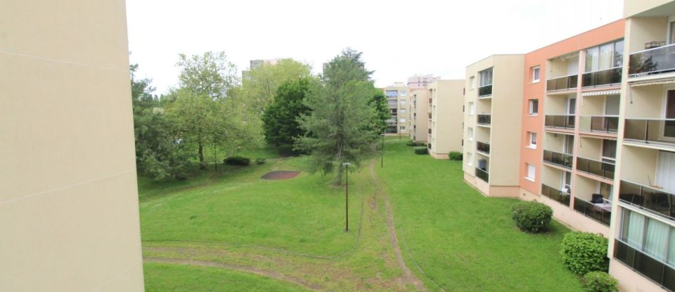 Apartment 4 rooms of 83 m² in Le Mans (72000)
