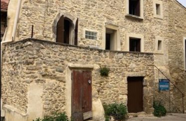 Maison de village 2 pièces de 90 m² à Saint-Paulet-de-Caisson (30130)